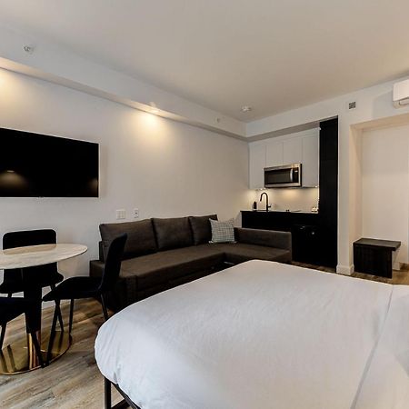 Les Lofts Du Theatre Apartment Квебек Екстериор снимка